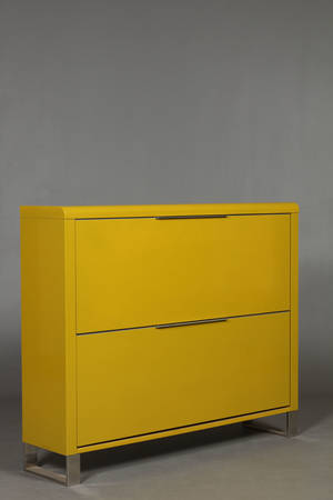Østergaard Design. Gult skoskab