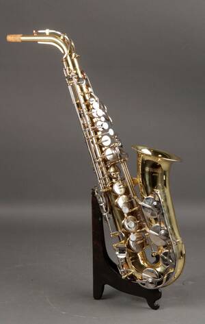 Yamaha alt saxofon, model YAS-23