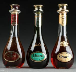 Tre 33 cl. flasker Otard Cognac 3