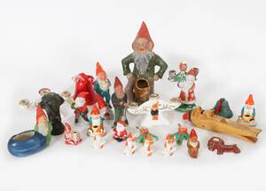 Parti tomtefigurer, m.m. mestadels 1900-talets första hälft