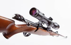 Jagtriffel Heym SR21, kaliber 30-06 monteret med Zeiss Diavari M 1,5-6x42 T