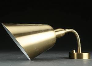Arne Jacobsen for Tradition. Væglampe model, Bellevue AJ9