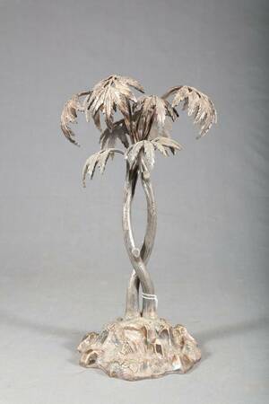 BORDSDEKORATION, 1800-TALETS SLUT, I FORM AV PALM, FÖRSILVRAD METALL, HÖJD 32 CM