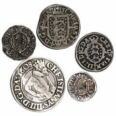 Christian IV, 8 skilling 1608, H 96, 2 skilling 1618, H 79D, 2 skilling 1632, 1648, H 143, 151B, skilling 1644, H 152A, i alt 5 stk.