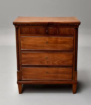 Københavner Louis XVI kommode af mahogni