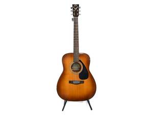 Akustisk gitarr Yamaha