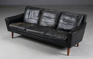 Georg Thams. Tre-pers. sofa, sort læder