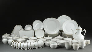 ,Royal Copenhagen porcelæn hvid halvblonde med guldkant 139