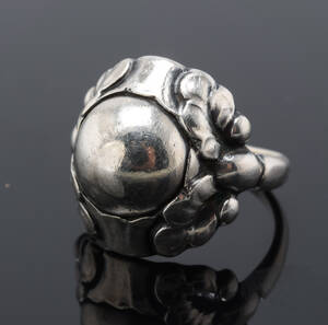 Georg Jensen, skønvirkering udført i sterling sølv