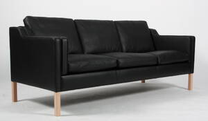 Stouby Design. Tre-pers. sofa, model Eva, sort læder