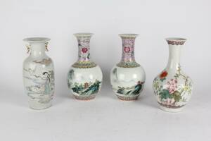 Fire kinesiske vaser af porcelæn, de to et par 4