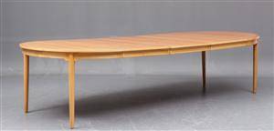 Hans J. Wegner. Kinabordet i kirsebær med tre tillægsplader 4
