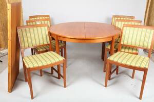 BERTIL FRIDHAGEN 1905-1993, MATGRUPP, 7 DELAR, BODAFORS, TEAK, BESTÅENDE AV BORD MED 2 ILÄGGSSKIVOR, 6 STOLAR, STÄMPELMÄRKT 1960, BORDETS HÖJD 72, DIAM 115 CM, TOTALLÄNGD 225 CM
