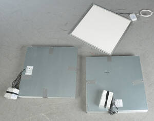 En samling på 12 LED panel light loft amaturer, model PL 0606-27W CCT 30012
