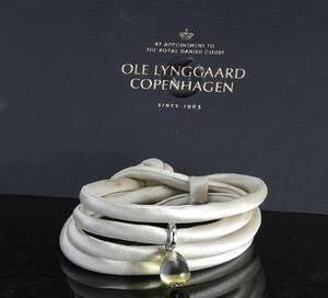 Ole Lynggaard Sweet Drop med citronfärgad cabochon cut kvarts