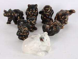 Knud Kyhn, Royal Copenhagen Bjørneunger, aber, hund og elefant af stentøj samt en liggende isbjørn af porcelæn.