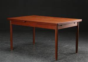 Slutpris för hans j. wegner. spisebord af Wegner spisebord