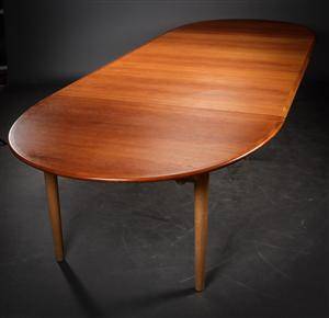Slutpris för hans j. wegner. ovalt spisebord Køkken greb