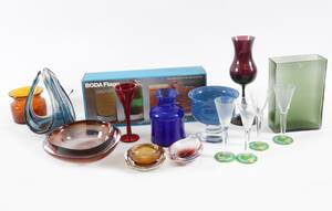 V326 Catarina \u00c5selius-Lidbeck 1967 Mitt i prick Gullaskruf dessert bowls
