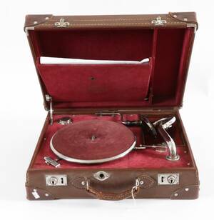 Resegrammofon, Caruso, 1900-talets första hälft