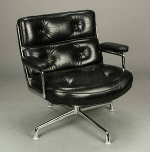 Charles og Ray Eames for Herman Miller, stol model ES-105
