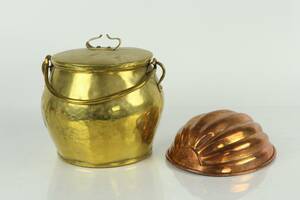 BULKRUKA, mässing, samt ALADÅBFORM, koppar, 1800-tal