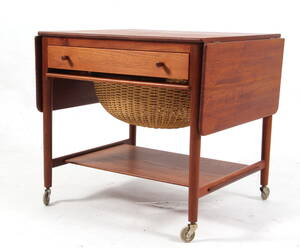 Hans J. Wegner. Sybord, model AT-33, massiv teak