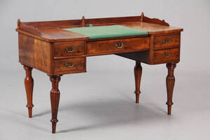 H.C. Andersen skrivebord af mahogni, omkring 1900