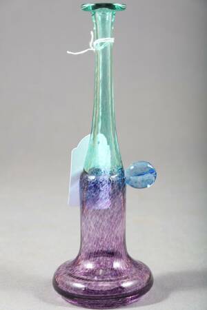 BERTIL VALLIEN, FÖDD 1934, VAS, WINDPIPE, KOSTA BODA, ARTIST COLLECTION, FLERFÄRGAT GLAS, SIGNERAD, HÖ 20 CM