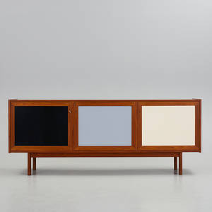 SIDEBOARD
