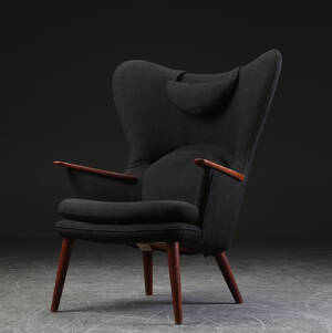 Hans J. Wegner. Lænestol Mama Bear, model AP28