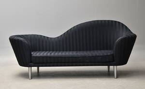 Gubi Olsen. Grand Piano Chaiselong