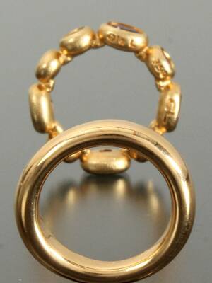 Ole Lynggaard, Boble ring samt Love ring af 18 kt. guld 2
