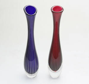 VICKE LINDSTRAND. VASER 2 st, glas, Kosta, 195060-tal.