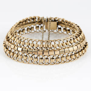 ARMBAND