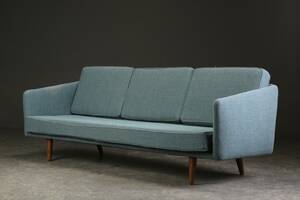 Børge Mogensen. Fritstående tre-pers. sofa, model 201