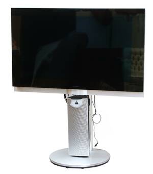 Tv med högtalare, Bang Olufsen, Danmark