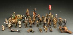 Samling Lineol og Elastolin figurer 43