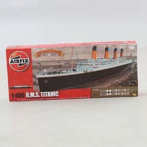MODELLBÅT, R.M.S. Titanic, skala 1400