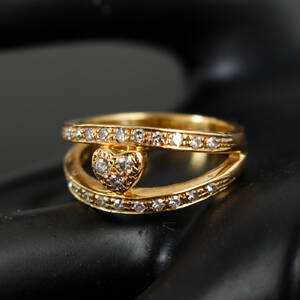 Ring in 750- Gelbgold mit 25 Brillanten zus. ca. 0.25 ct