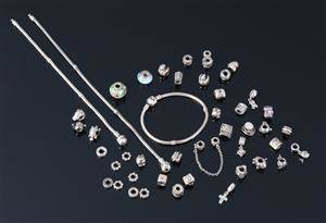 Samling armbånd med charms Pandora Jewelry 45 dele