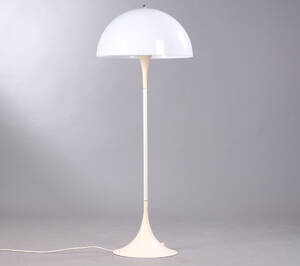 Verner Panton. Pantella standerlampe
