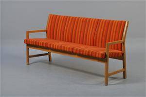 Søborg Møbler sofa i eg, model 450