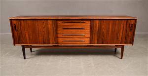 Nils Jonsson, Troeds. Sideboard Cortina Nils Jonsson, Troeds. Sideboard Cortina. Jakaranda