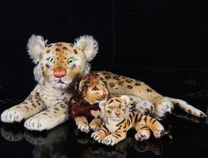 Samling leksaker, Steiff, tigrar och lejon 3