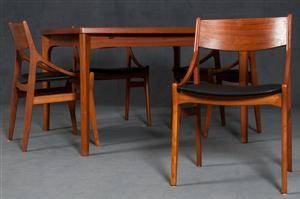 Vestervig Eriksen, Satz von vier Esstischstühlen Stühlen in Teak für Brdr. Tromborgs Eftf., dazu ein Esstisch Tisch in Teak 5