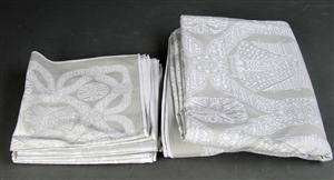 Georg Jensen Damask. Sct. Knuds Ørne, damaskdug samt servietter 9