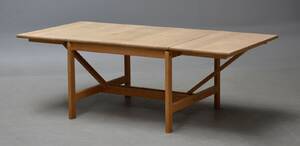 Søren Holst. Sofabord, model 5392