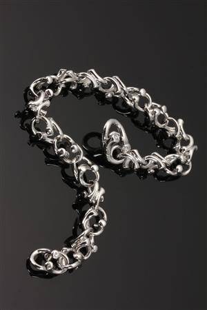 Georg Jensen. Magic armbånd i 18 kt. hvidguld med brillanter, ca. 0.04 ct.