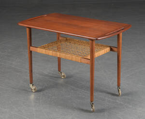 Bakkebord i teak
